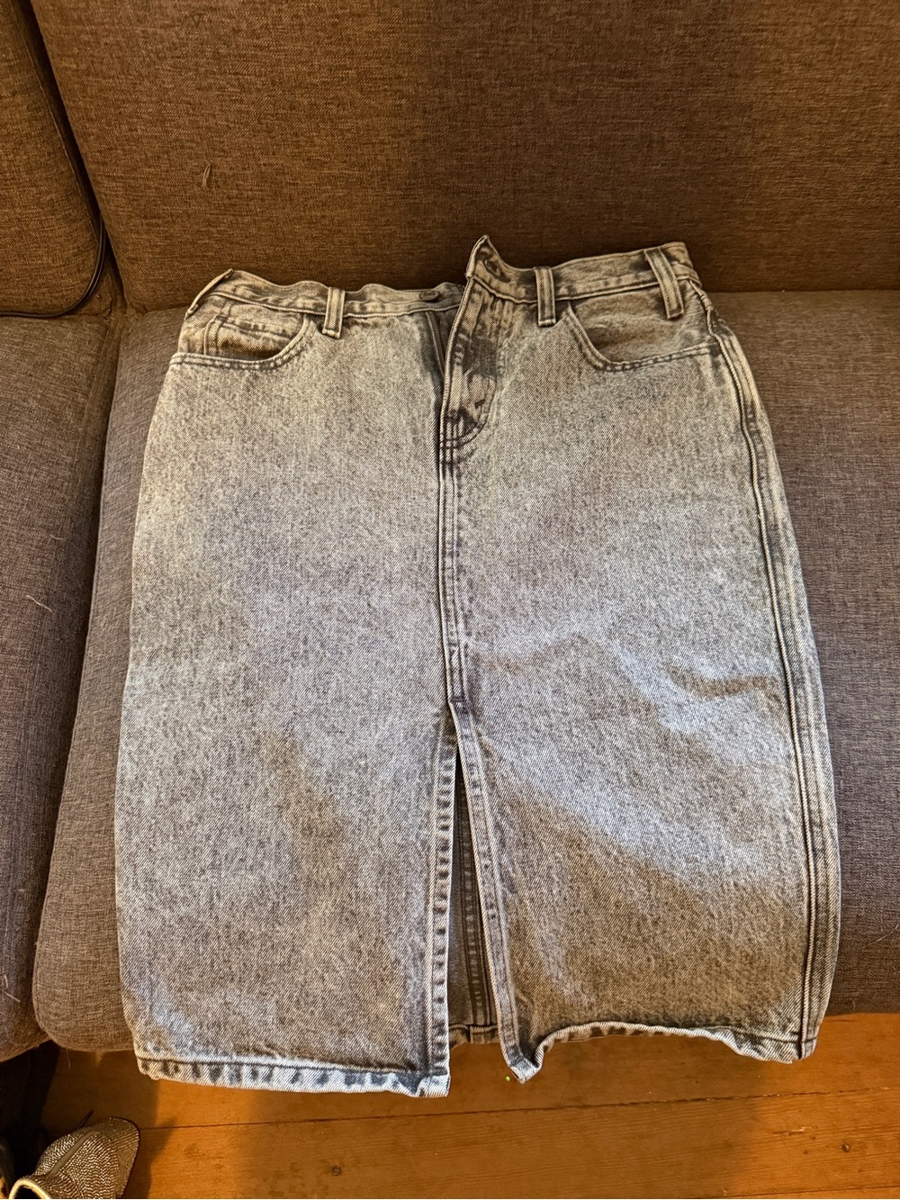 Vintage Levi's Acid Wash Gray Denim Pencil Skirt Size 28